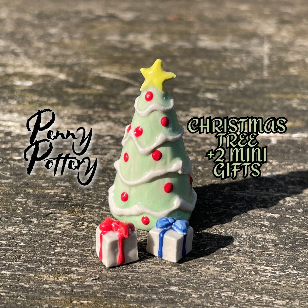 Miniature Ceramic Christmas Tree 2 Tiny Present Boxes. Part of Cute