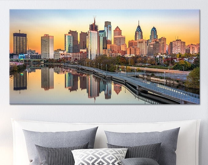 Philadelphia Skyline Canvas Wall Art, Pennsylvania Cityscape Wall Art, Urban City View Home Decor, Artistic Gift for Philly Enthusiasts