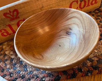 Fallen Tree Medium Elm Bowl with a Paw Print Pattern