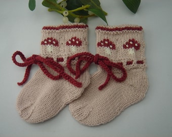 Söckchen, Babysocken, Babyschuhe, handgestrickt, gestrickt, Baby-Merino, FL ca. 9,0 - 10,0 cm