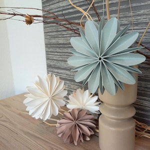 Papierblumen, 2er Set oder Einzel, 3D, D 12,5 cm, handgefertigt