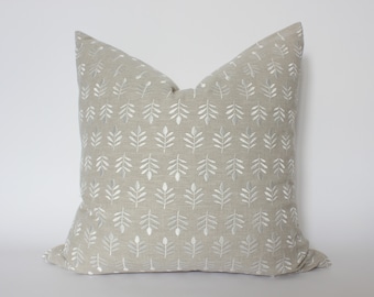 LAST CHANCE ~ Neutral Floral Pillow Cover 24X24, Ivory Throw Pillow, Cream White Pillow Cover, Neutral Couch Pillows || Thaisa