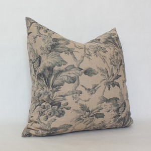floral print throw pillow