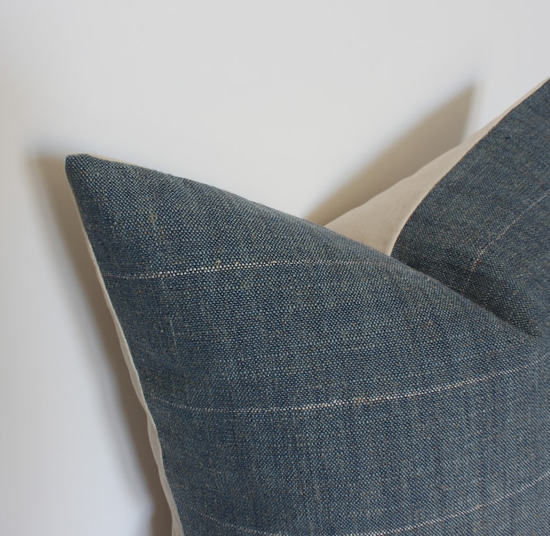 navy blue textured pillow