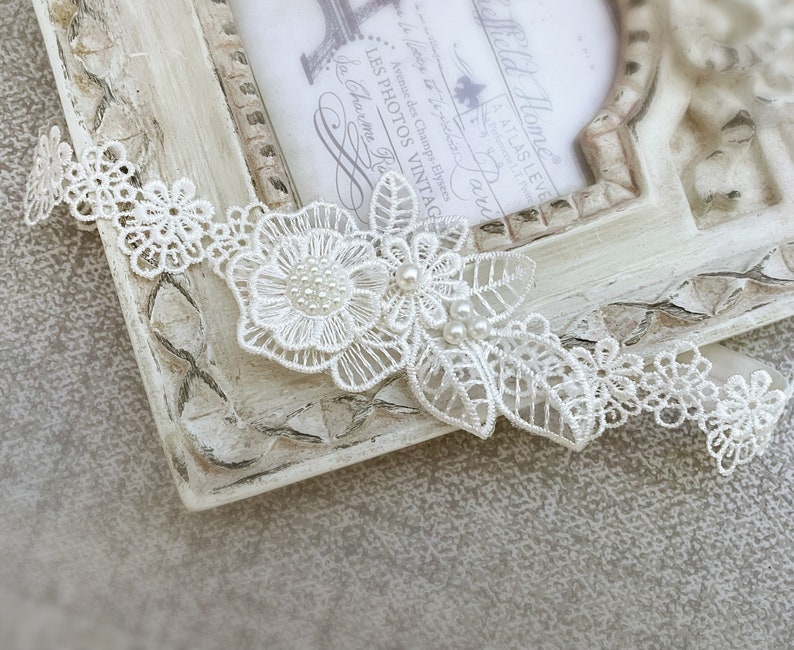 Baby Baptism Lace Headband in Off White, Baby Christening Headband, Lace Daisy Flower, Lace Leaves and Pearls zdjęcie 2