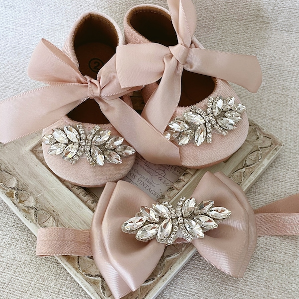 Chaussures bébé fille roses avec bandeau, chaussures vieux rose, chaussures en velours pour fille, chaussures 1er anniversaire, chaussures de mariage, cadeau baby shower