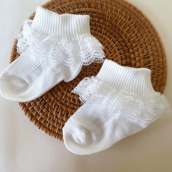Girl Christening Socks in Off White/Ivory, Ruffle Socks, Baptism Socks, Ankle Socks, Newborn Socks