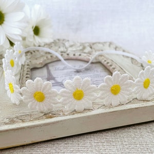 Baby Daisy Flower Headband, Baptism Headband with Flowers, Baby Christening Headband, Crochet Daisy Flowers, Summer Headband, Flower Girl image 6