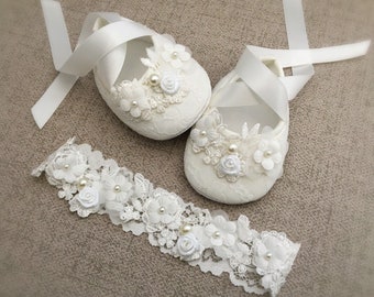 Girl Baptism Shoes, Girl Christening Shoes in Off White, Crochet Leaves, Daisy Flower, Lace Baptism Headband, Baby Shower Gift