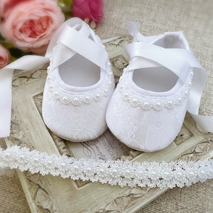 Baby Christening Shoes in PURE WHITE Baby Baptism Shoes with Daisy Pearls, Lace Headband with Daisy Flowers, Baby Shower Gift