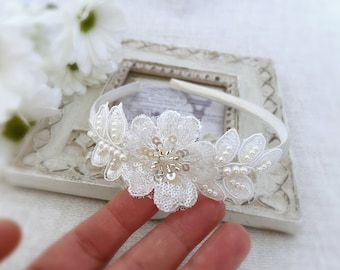 Holy Communion Headband / Flower Girl Headband / Alice Band / Baptism Headband / Wedding Headband / Bridesmaids Headband / Pearl Aliceband