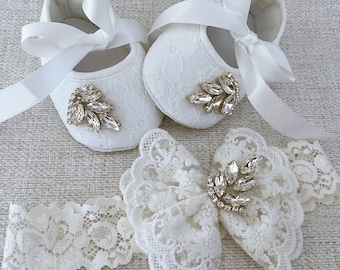 Girl Baptism Shoes, Christening Shoes in Off White with Rhinestones, Lace Headband with Rhinestones, Lace Baptism Shoes, Baby Gift