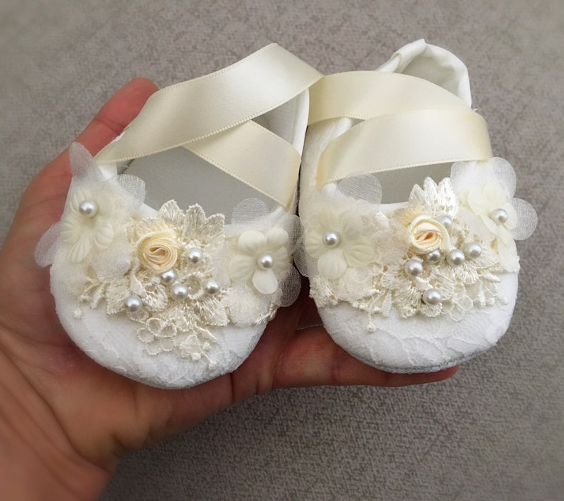 Girl Baptism Shoes, Girl Christening Shoes in Ivory, Crochet Leaves, Daisy Flower, Pearls, Lace Baptism Headband, Baby Shower Gift image 4