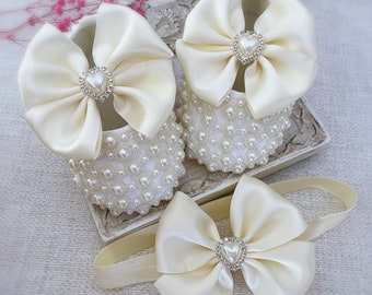 Ivory Baptism Shoes with Pearls, Bows and Rhinestone Hearts, Ivory Christening Shoes with Pearls and Rhinestones, Baby Shower Gift, Baby Set