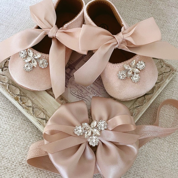 Chaussures bébé fille roses avec bandeau, chaussures vieux rose, chaussures en velours pour fille, chaussures 1er anniversaire, chaussures de mariage, cadeau baby shower