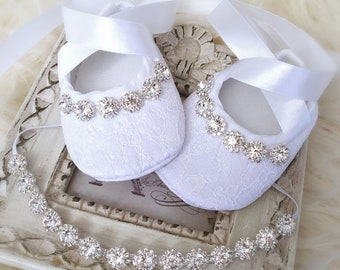 Baby Baptism Shoes in White with Rhinestones, White Christening Shoes, Baby Shoes, Baptism Booties, Christening Booties, Baby Shower Gift