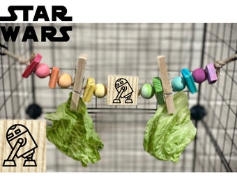 Star Wars Small pet Chew Toy 12" long. This is a garland forager Great for a hamster, hedgehog, gerbil, guinea pig, rabbits, mice, rabbit