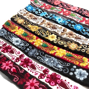 Belt w/ embroidered flowers, Peruvian Hand-Embroidered BOHO belt for women, Gift for her, SUMMER SALE!