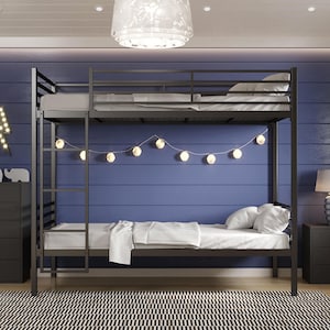Quadruple bunk store bed with stairs