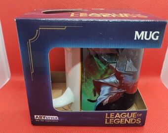 League of Legends Lucian vs Thresh 11 oz. Mug