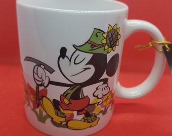 Mickey Mouse Gardener 11 oz. Mug. NWT.