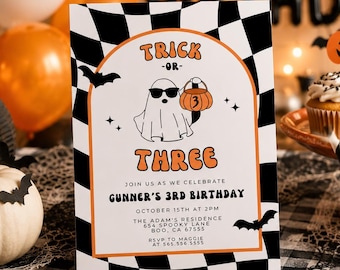 Inbjudan till Halloween-spökfest med Trick or THREE | Digital nedladdning | Inbjudan till 3-årsdag med retro-spöke | Handritad Coquette 514E