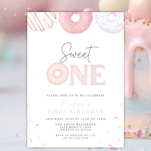 Bearbeitbare Donut-Geburtstags-Einladungsvorlage zum ausdrucken Sweet One Birthday einladen Rosa Baby-Mädchen-erster Geburtstag einladen 1. Donut wachsen auf 097A