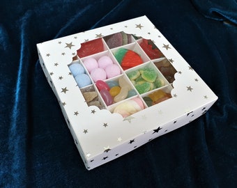 Caja de regalo Halal Pick N Mix Sweets blanca decorada con estrellas plateadas, ideal para fiestas, cumpleaños, bodas, Eid -16 Mix Candy