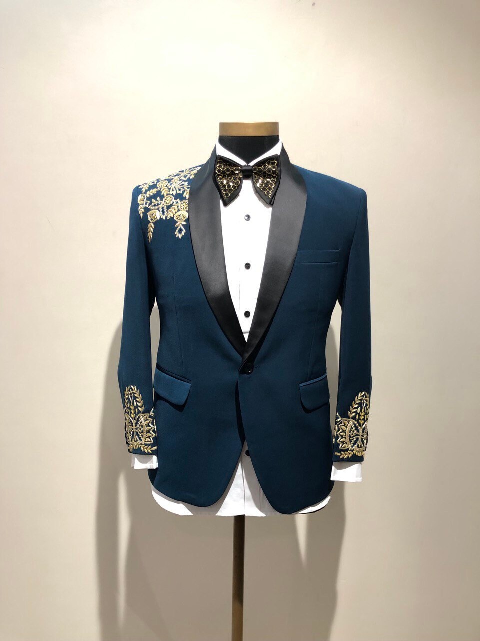 Royal blue and hot sale gold tuxedo jacket