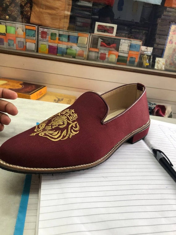 Discover more than 150 mens designer sandals sale vietkidsiq.edu.vn