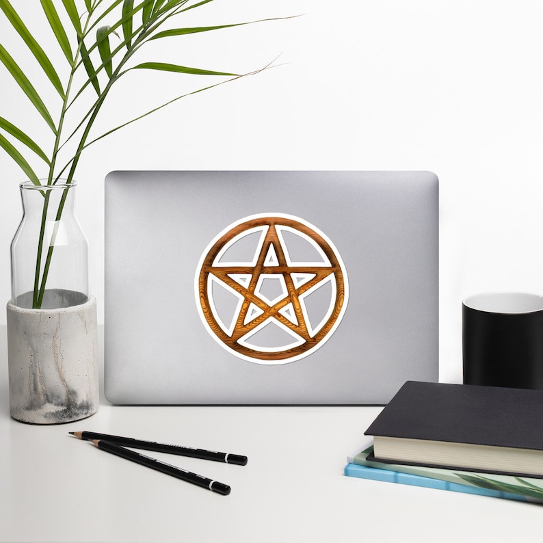 Celtic Pentagram Vinyl Sticker - Pagan Symbol Decal For Cars & Windows