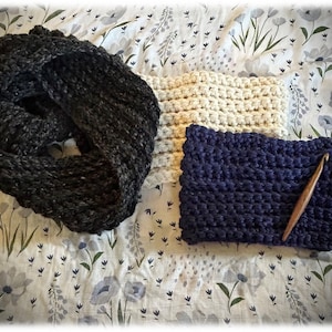 PATTERN- Mama Bear Cowl and Infinity Scarf (PDF download)