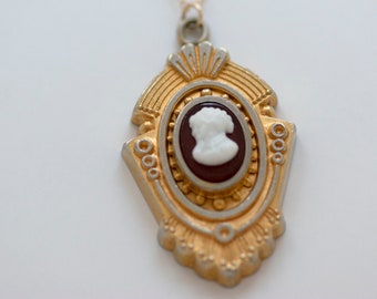 Antique Victorian Cameo Locket Pendant Necklace, Gilt Gold Washed Photo Memory Mourning Locket Jewelry, Sentimental Memorial Jewelry