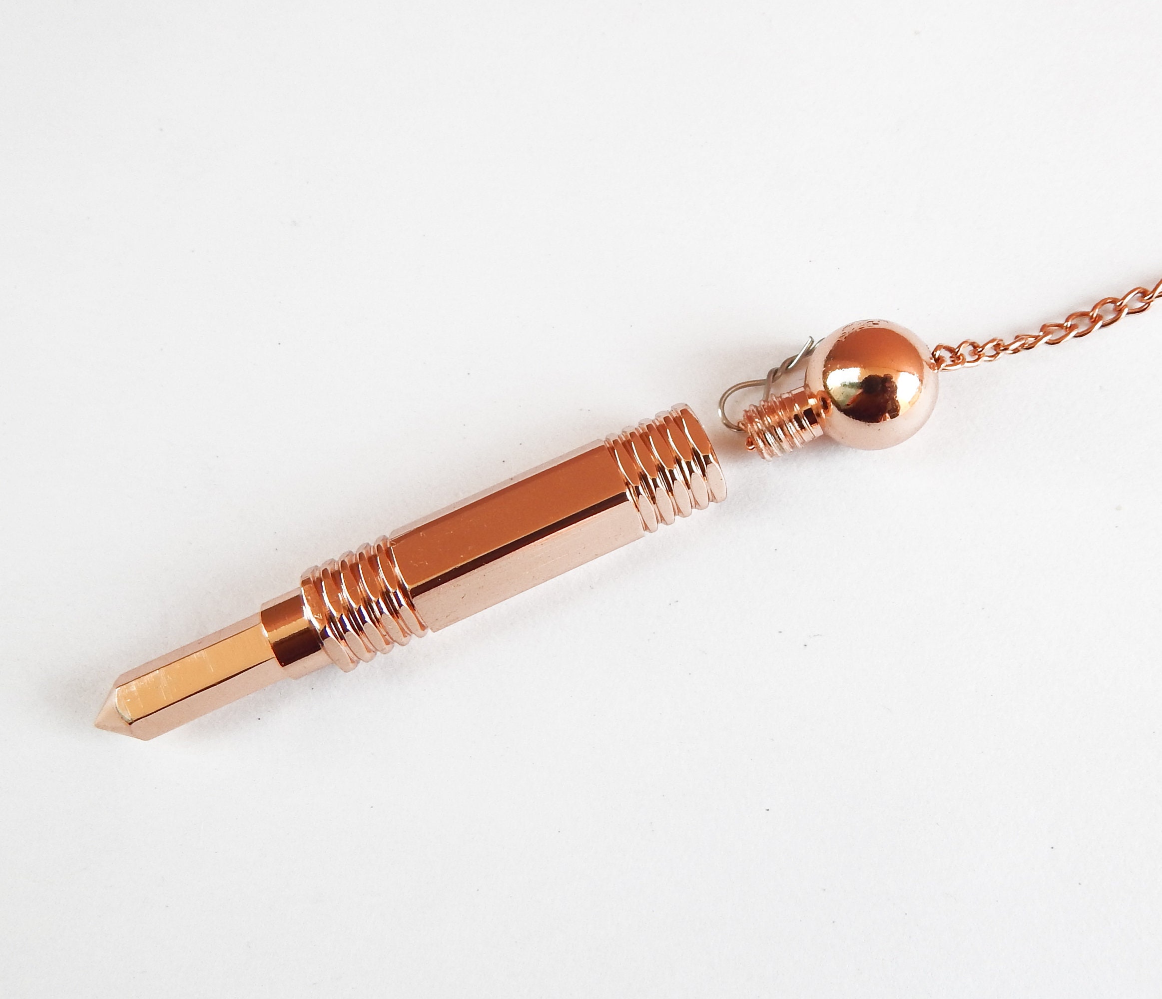 Péndulo de adivinación con forma de lápiz de diseño único de metal de  cobre, péndulo para radiestesia, adivinación, reiki, meditación y  equilibrio de