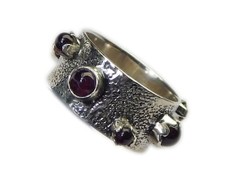 925 Sterling Silver Garnet Spinner Ring - Size 5.5 US