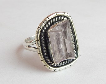 Natürlicher Rohedelstein Rosa Kunzit: 925 Sterling Silber Handgemachter Ring Schmuck