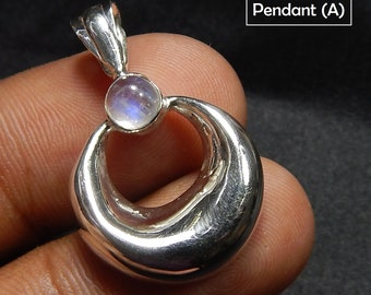 Rainbow Moonstone Silver Pendant Necklace: 5mm Cabochon, Moon Design