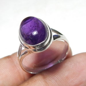 Handmade Cabochon Amethyst Ring: 925 Sterling Silver Split Shank