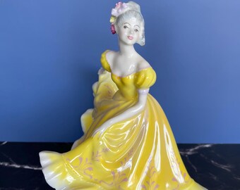   ロイヤルドルトンNinette Royal Doulton Bone China 