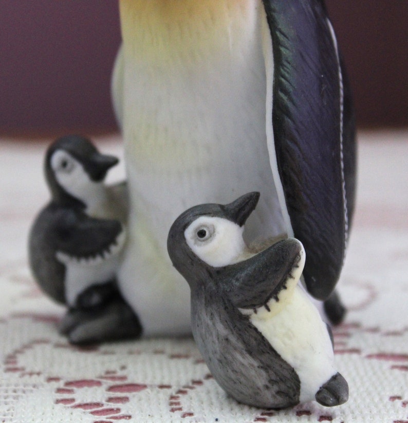 Vintage Lefton Mama and Baby Penguins Figurine MINT - Etsy