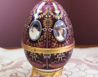 MINT Rare Limoges Large Purple Paneled Porcelain Egg Shaped Trinket Box with Portraits - 6 Inch Height