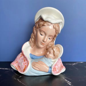 Porcelain Madonna and Child Figurine – Midcentury Sanmyro Japan, Mary and Jesus Religious Bust