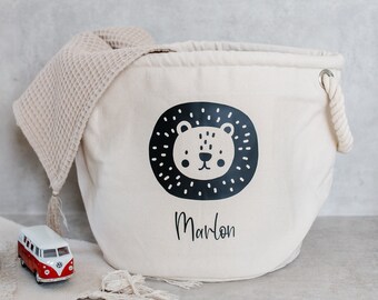 Cesta de almacenamiento "Lion + Name" (Diferentes fuentes posibles)