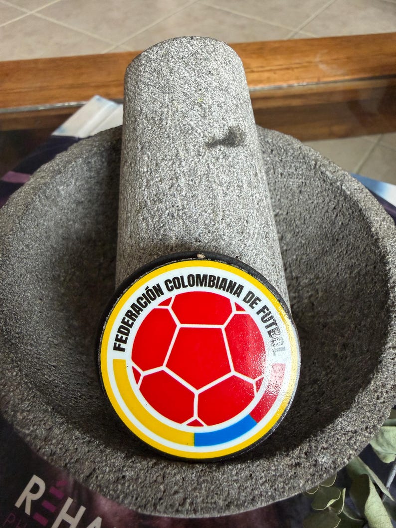 Imanes Colombia, Magnetos Colombianos colombia soccer ball