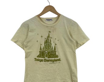 Vintage 80s TOKYO DISNEYLAND 1982 Japan Walt Disney Short Sleeve Tshirt