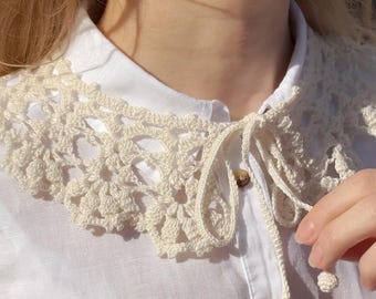 Delicate Crochet Lace Collar in Cotton – Romantic Handmade Accessory