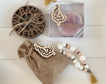 Luxury Ramadan Kareem tag, Wood tag, Ramadan gift tag, wood Ramadan kareem, Set of 4