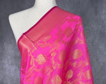 Seda rosa suave Banarasi seda peso ligero Dupatta con diseño floral dorado / Dupattas / Dupatta de seda / estola / bufanda / regalo para ella / Kaash