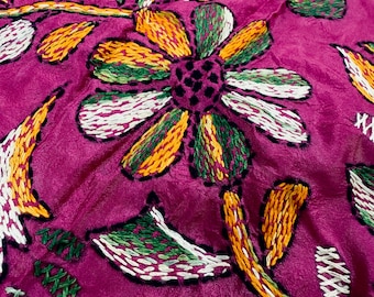 Roze gekleurde Bangalori-zijden sari met handkanthasteek | Handgeweven sari's met kanthastiksel | Kantha Saress | Bengaalse sari's