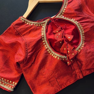 Maroon Color Raw Silk Ready to Wear Blouse | Padded Blouse | Size - 40 | Readymade Saree Blouses | Stitched Blouses | Kaash Collection